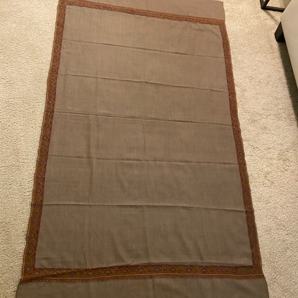 Brand New Elegant Pashmina Brown with Embroidery Wool Shawl Made in Kashmir